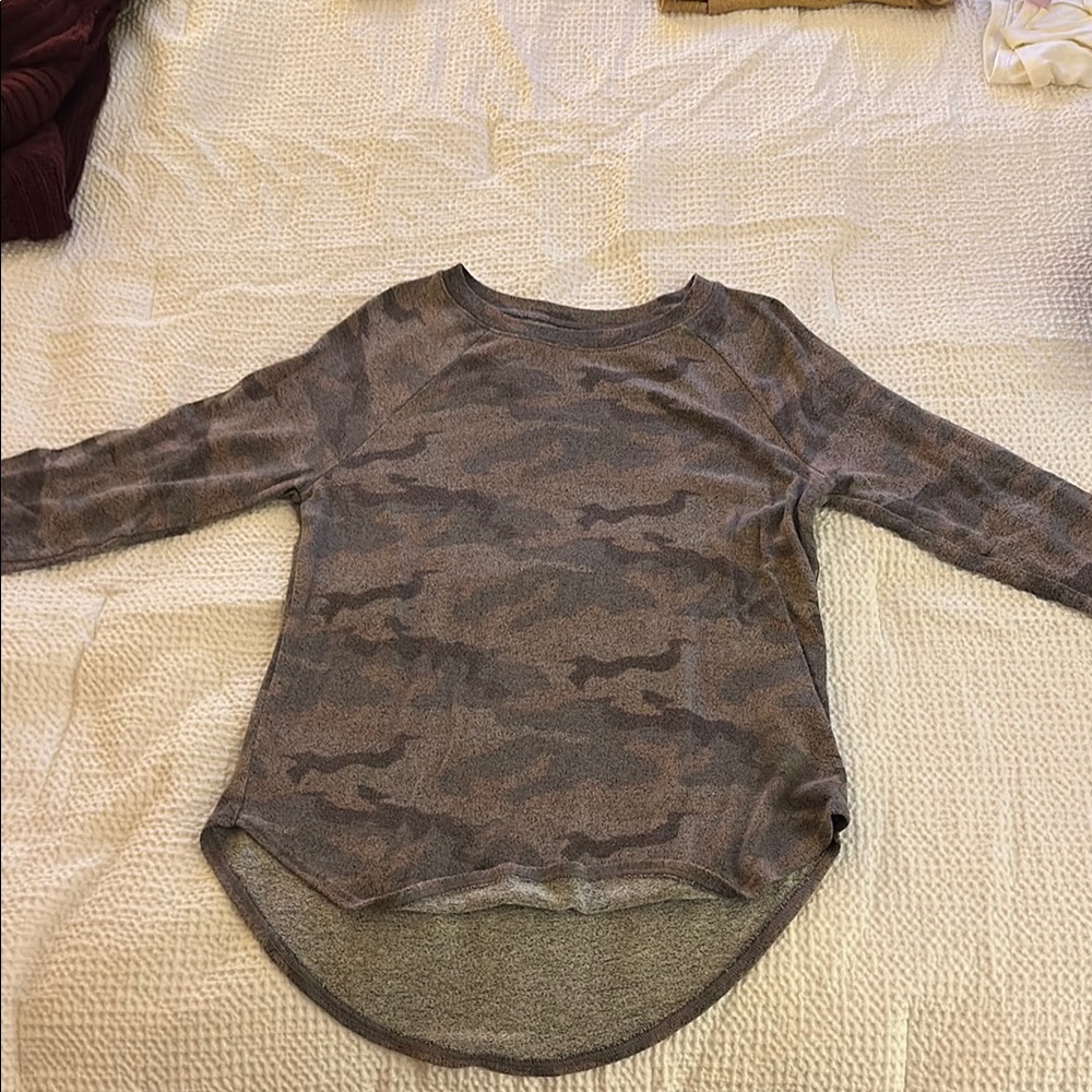 Womens Camouflage Long Sleeve Shirt